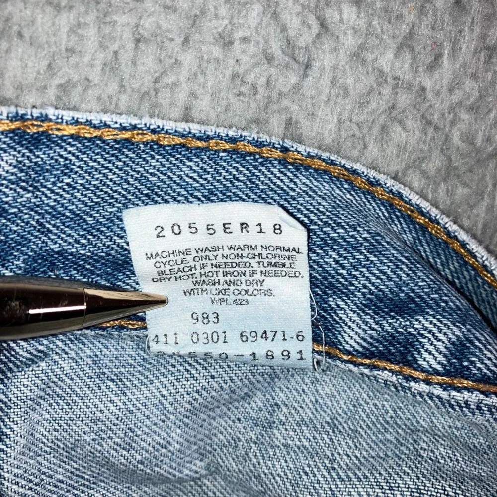 Levis preowned good